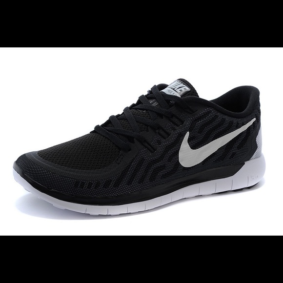 nike shoes free run kids 5 poshmark